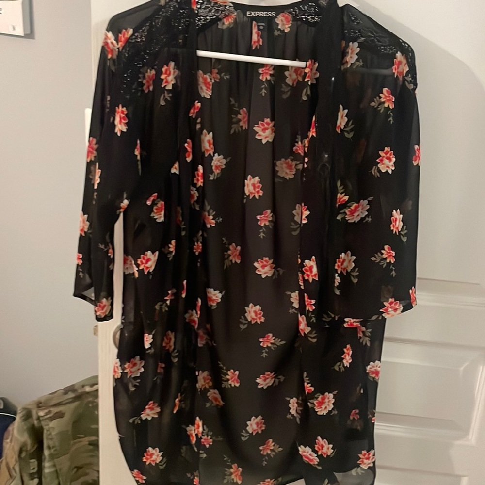 Floral kimono
